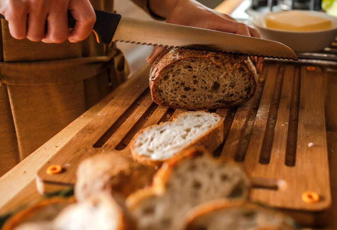 Functional Form Bread knife